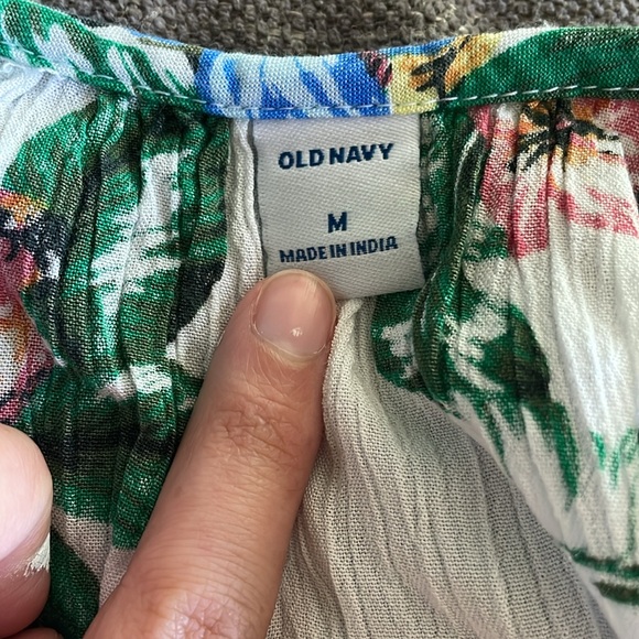 Old Navy Floral Blouse - Picture 2 of 2